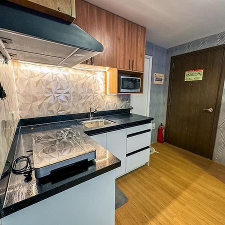 The Loop 2Br Fully Furnished Corner Unit W Balcony Lägenhet Cagayan de Oro Exteriör bild