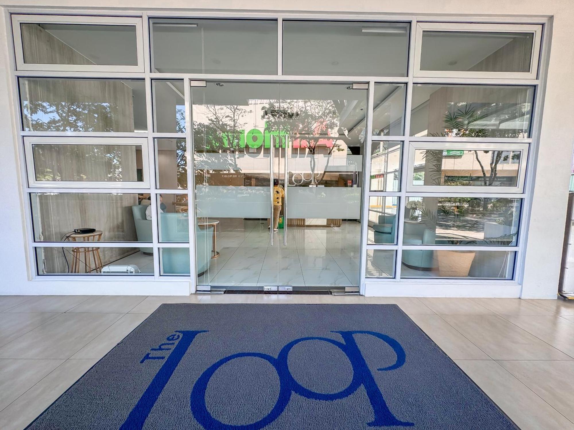 The Loop 2Br Fully Furnished Corner Unit W Balcony Lägenhet Cagayan de Oro Exteriör bild